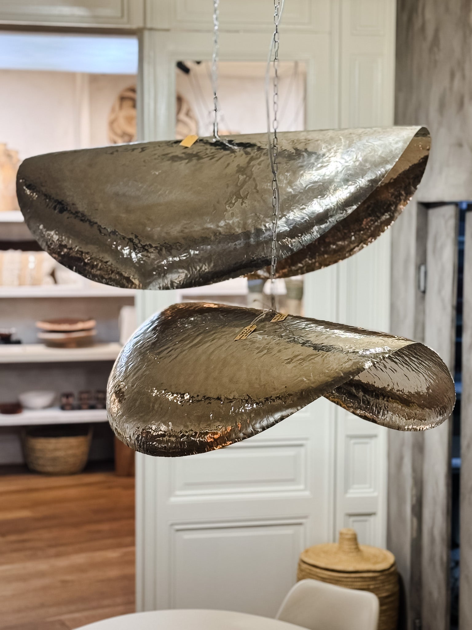 Noor White Brass Lamp