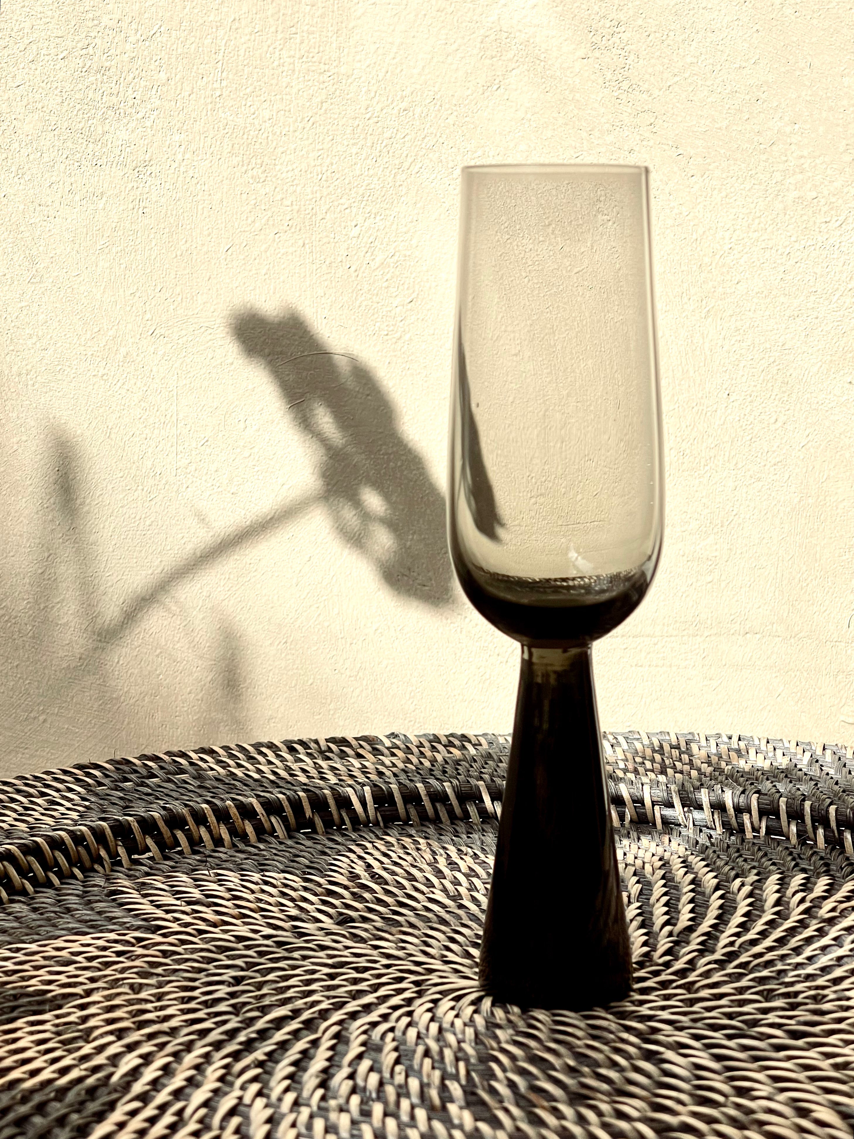 Conical best sale champagne flutes