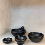 Blackpottery salt bowl, Kees